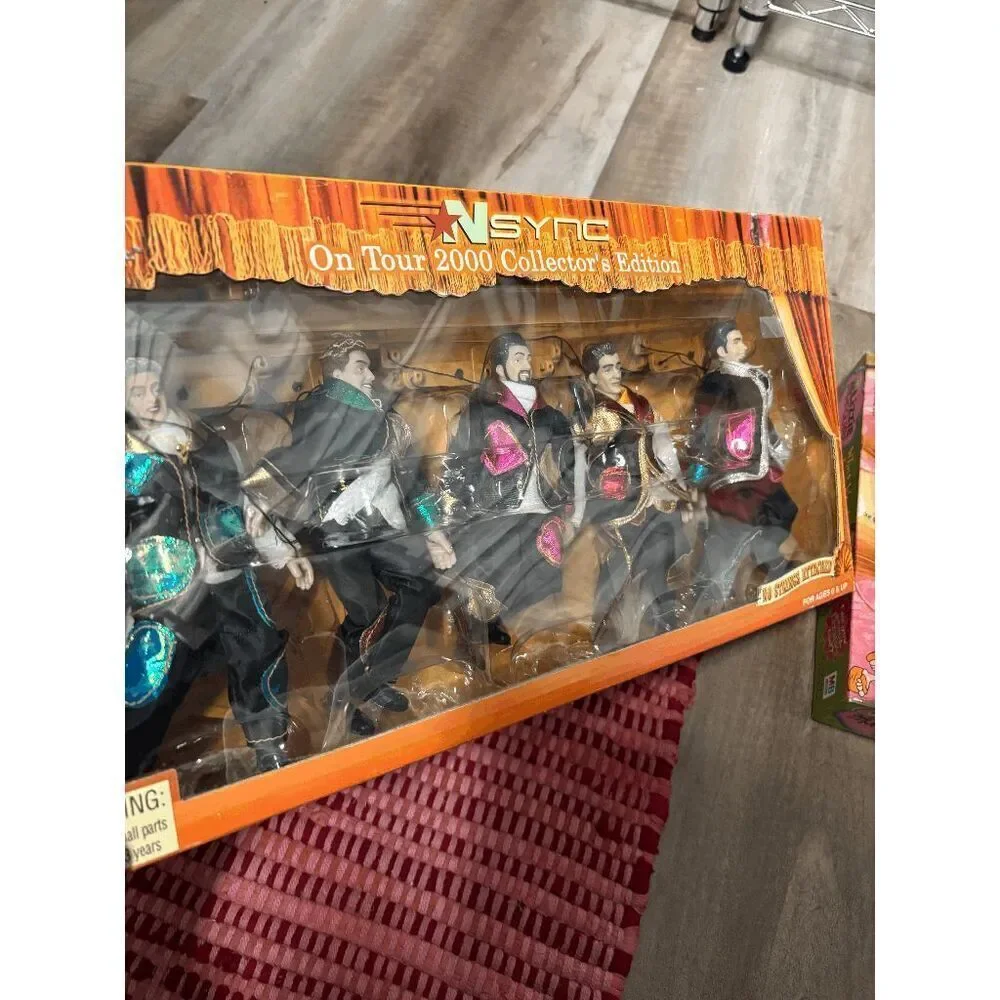 New NSYNC On Tour 2000 Collector's Edition Marionettes Set of 5